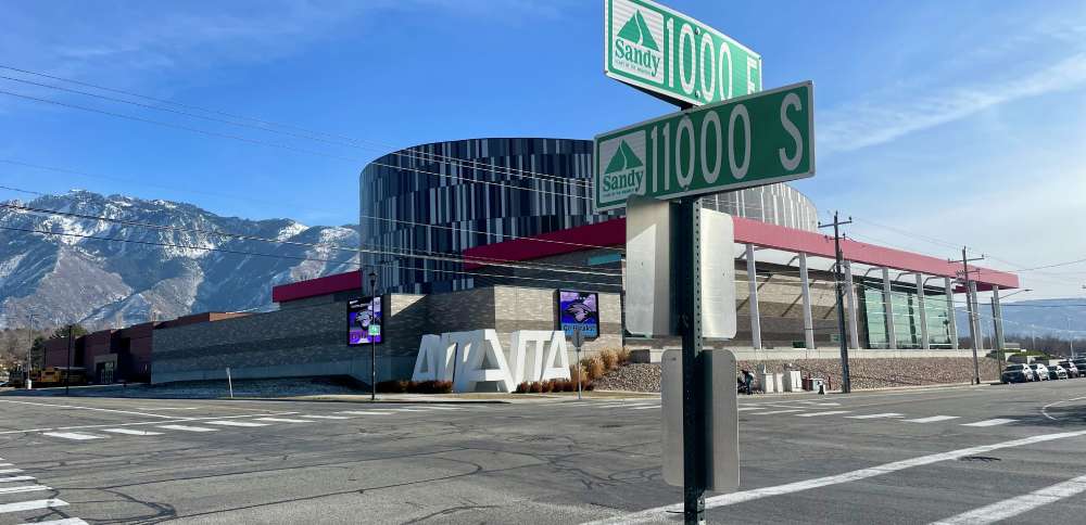 Crash prompts new attention for Sandy intersection; city to reevaluate long-term solution