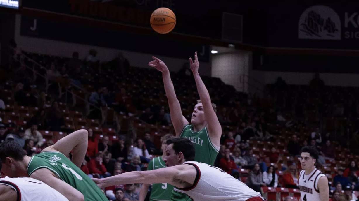SUU continues hot streak, defeats Utah Valley for 3rd straight win