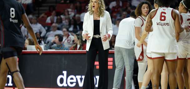 Chavez scores 15 of her 26 points in overtime as No. 16 Oklahoma stuns No. 2 South Carolina 94-82