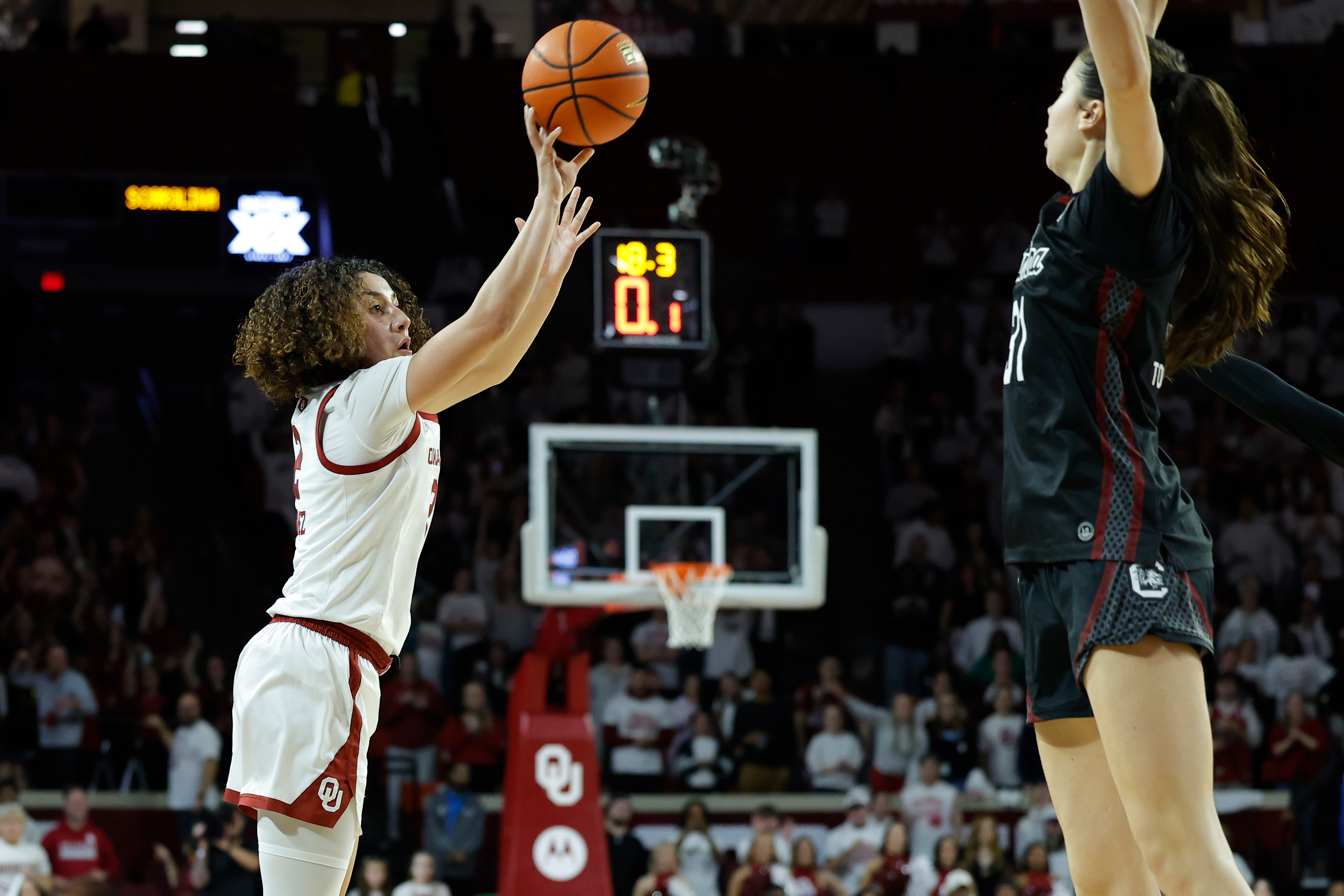 Chavez scores 15 of her 26 points in overtime as No. 16 Oklahoma stuns ...