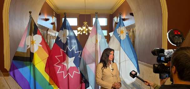 Will this bill end Utah's 'dumb' fight over flags?