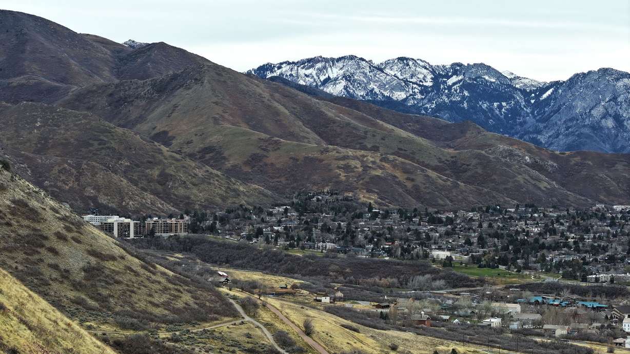 No snow except in the very highest peaks around Salt Lake City on Dec. 23, 2025. Utah's snowpack remains well below average nearly four months into its normal snow collection season, and it's concerning state water managers said on Thursday.