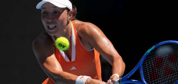 Pegula knocks 2025 champion Madison Keys out of Australian Open, faces Anisimova in quarterfinals