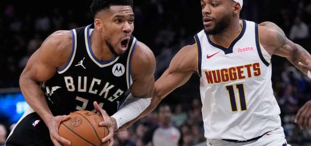 Bucks have no timetable on when Giannis Antetokounmpo might return from right calf strain