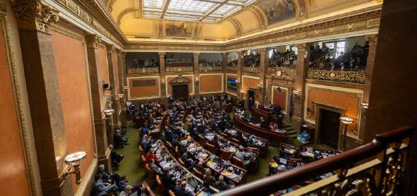 Utah Senate committee passes resolution to impose term limits on US Congress