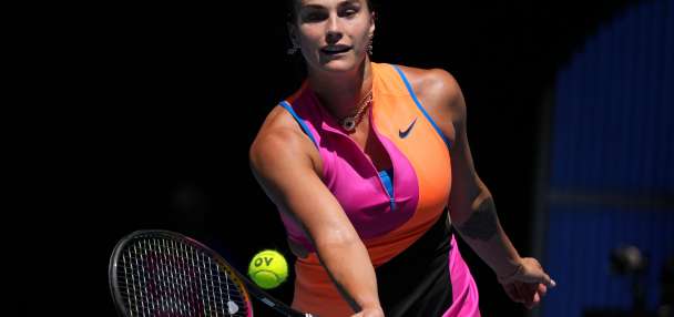 Top-seeded Sabalenka beats 18-year-old American Jovic to reach the Australian Open semifinals