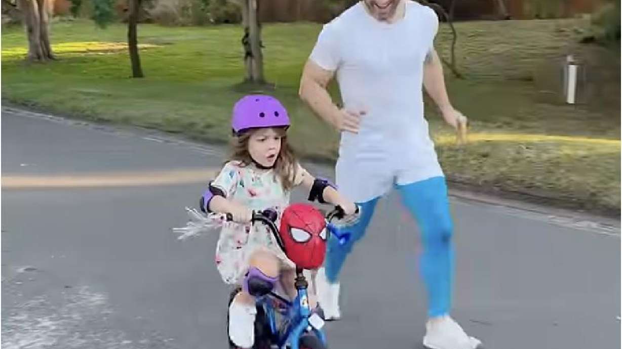 A girl learns to ride a bike in Tampa, Florida, on Jan. 6.