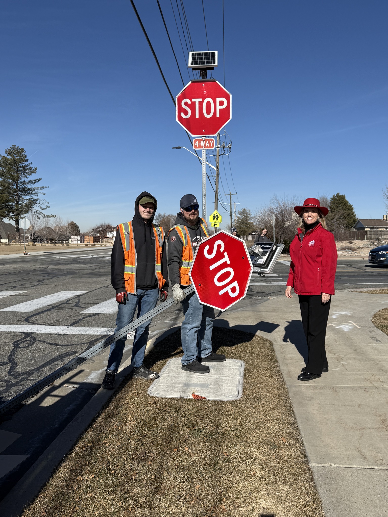 After community outcry, Sandy intersection has new LED lighting system 