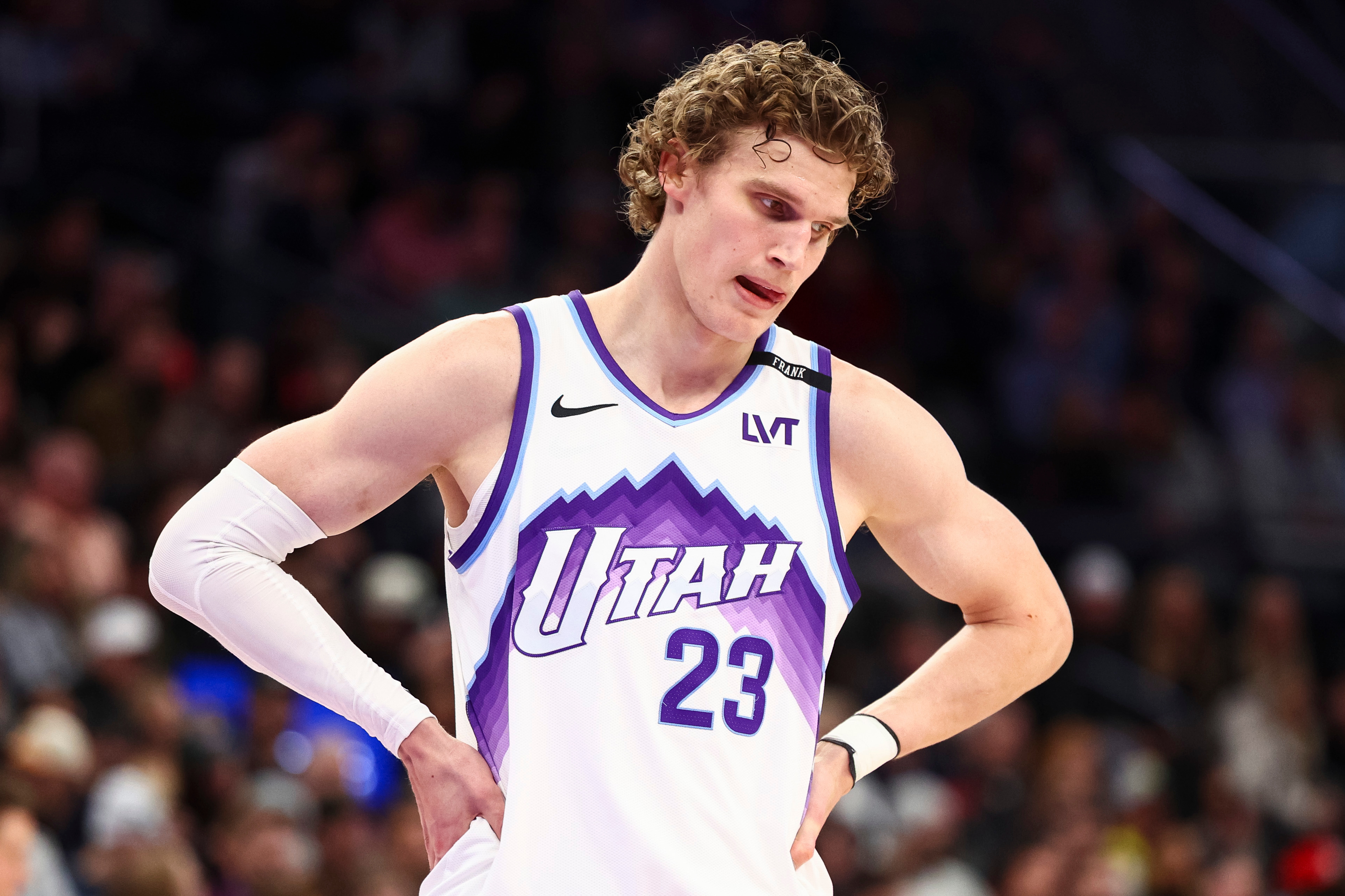 Jazz routed in Houston as Rockets cruise to 125-105 win