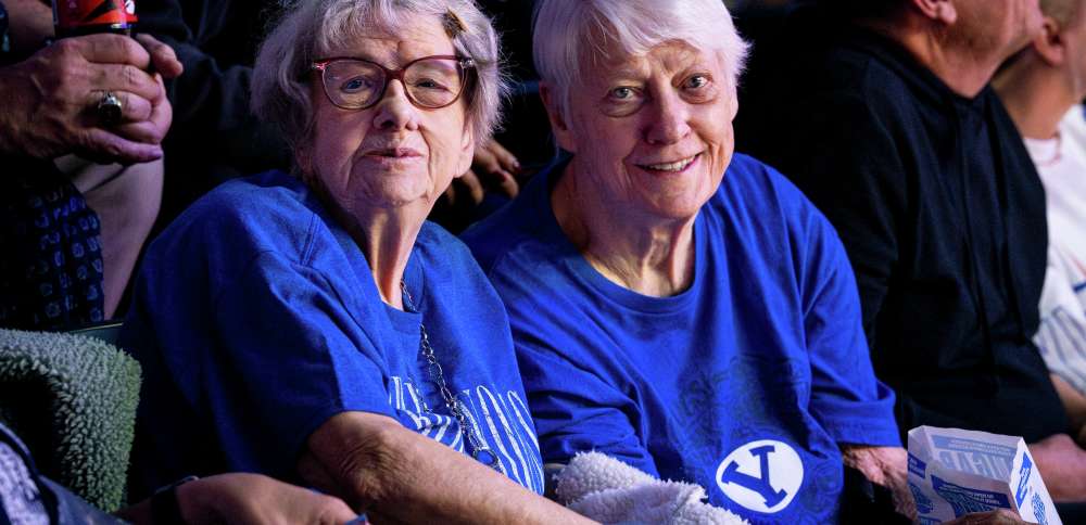 How 2 sisters' BYU basketball attendance is bringing people together