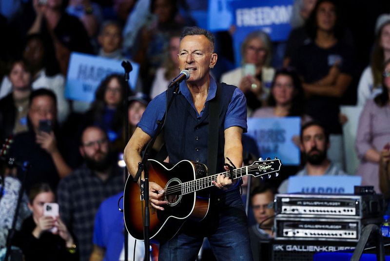 Bruce Springsteen releases Minneapolis protest song, sings 'ICE out now!'