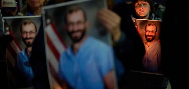 The Justice Department says it has opened a federal civil rights probe into the killing of Alex Pretti