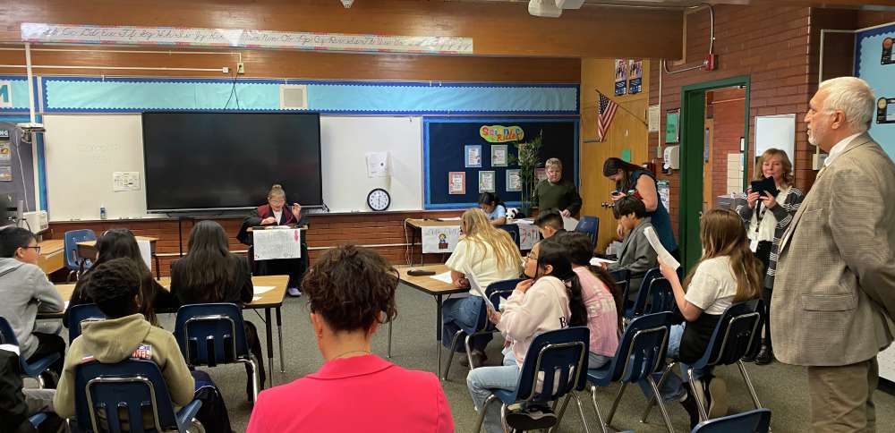 Utah students hold mock trial with real district attorney