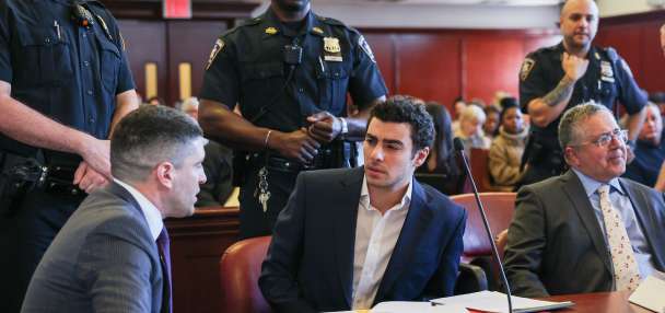 A man impersonating an FBI agent tried to get Luigi Mangione out of jail, authorities say