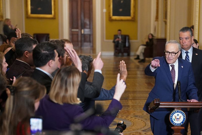 Trump, Democrats say deal reached to avert shutdown; immigration talks to continue