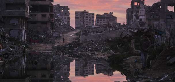 Top World story anchor