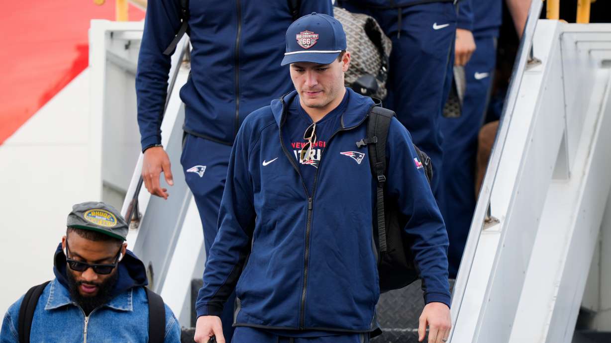 New England Patriots quarterback Drake Maye arrives, Sunday, Feb. 1, 2026, in San Jose, Calif. ahead of the Super Bowl 60 football game between the New England Patriots and the Seattle Seahawks.