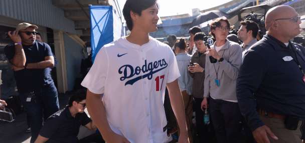 Major League Baseball salary increase slowed to 1.4% in 2025 while setting record at $4.7 million