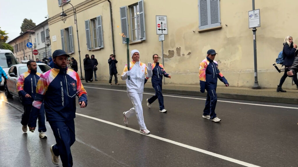 David Huntsman carries Olympic torch in Milan suburb, highlights mental ...