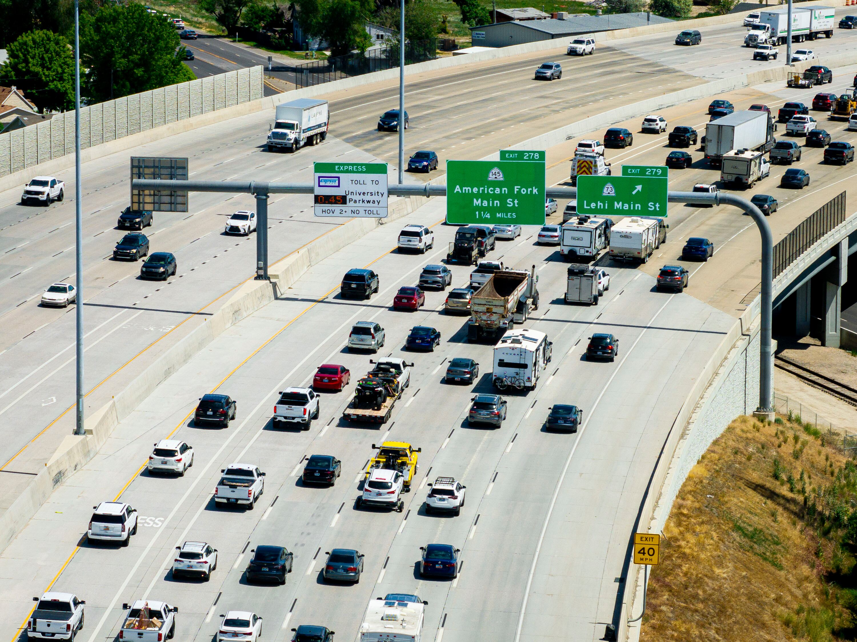 Should Utah lower the age teens can get their driver's license? 