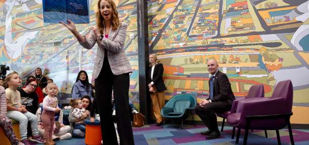 Should Utah third graders struggling with reading be held back a year?