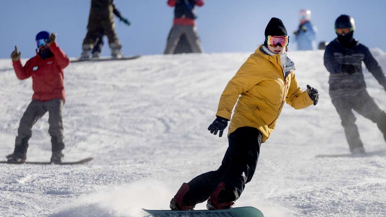 Skiers and snowboarders take advantage of the fresh snow at Snowbird in Little Cottonwood Canyon on Jan. 9. A report released on Thursday found that a record $13.7 billion was generated in visitor spending in 2025, despite various constraints.