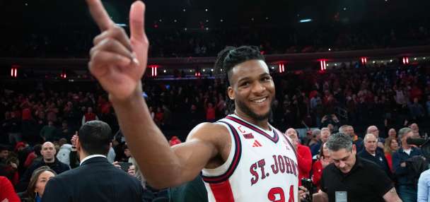 No. 22 St. John's makes Big East statement, ending 18-game win streak for third-ranked UConn