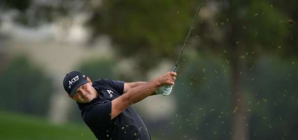 Patrick Reed closes in on 2nd win of the year. He builds 2-shot lead in Qatar