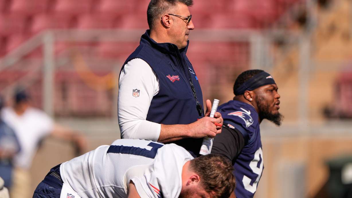 New England Patriots head coach Mike Vrabel watches practice for the Super Bowl 60 NFL football game against the Seattle Seahawks, Friday, Feb. 6, 2026, in Stanford, Calif.