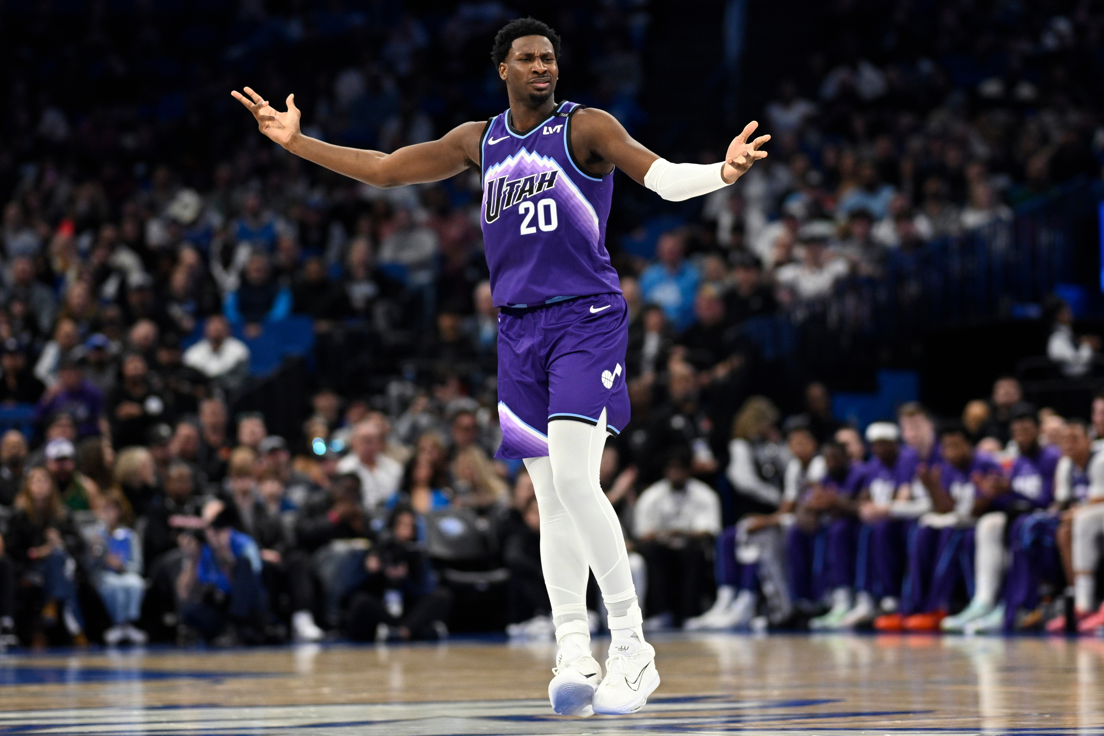 Jackson Jr. shines in Jazz debut, but Magic rally for 120-117 win