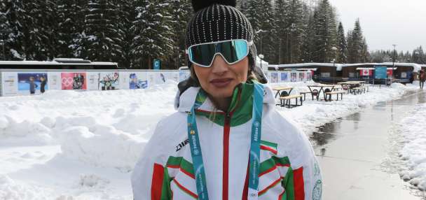 Before Vonn's crash, Iranian coach called the skier her 'superhero' — and hoped to get her pin