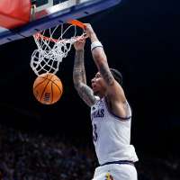 No. 9 Kansas beats top-ranked and previously undefeated Arizona 82-78