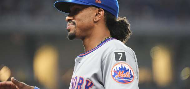 New York Mets shortstop Francisco Lindor to visit hand specialist