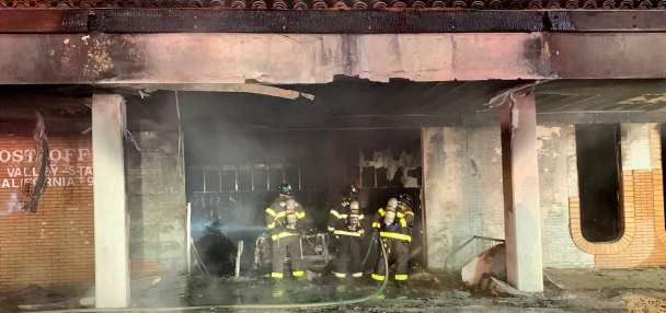 Late NFL star Pat Tillman's brother pleads guilty to setting fire at California post office