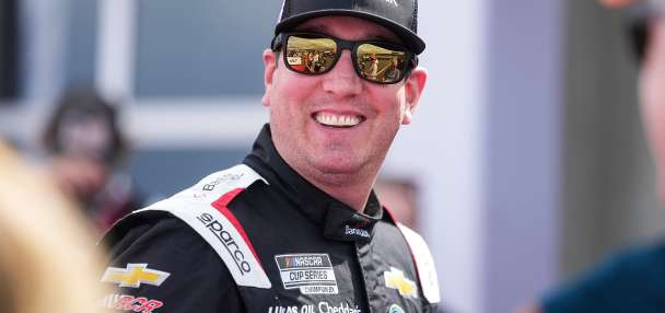 Kyle Busch grabs Daytona 500 pole, chasing a win that has eluded him for 20 starts