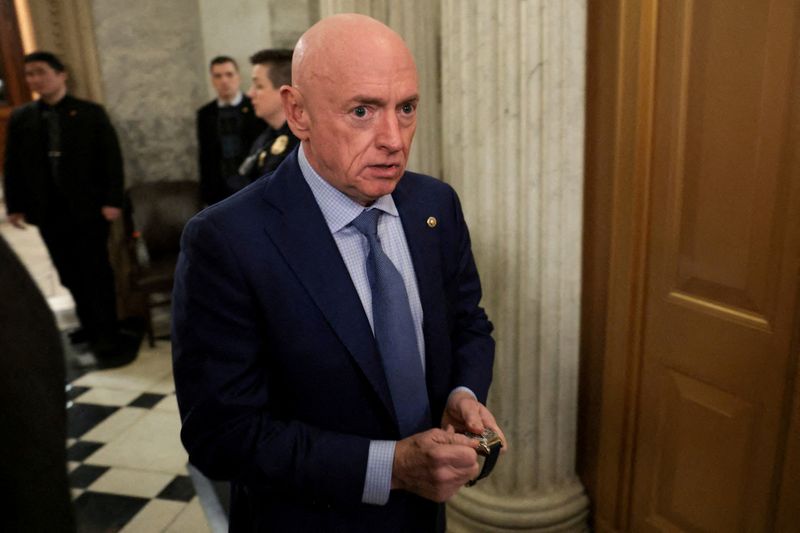 US judge blocks Pentagon's effort to punish Sen. Mark Kelly
