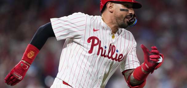 Phillies release Nick Castellanos, who admits to bringing beer into dugout