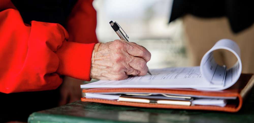 'Never seen anything like it': Thousands of Utahns want their names removed from Prop 4 repeal