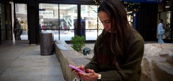 Unplugged for 48 hours: Inside the viral Analog Bag Challenge