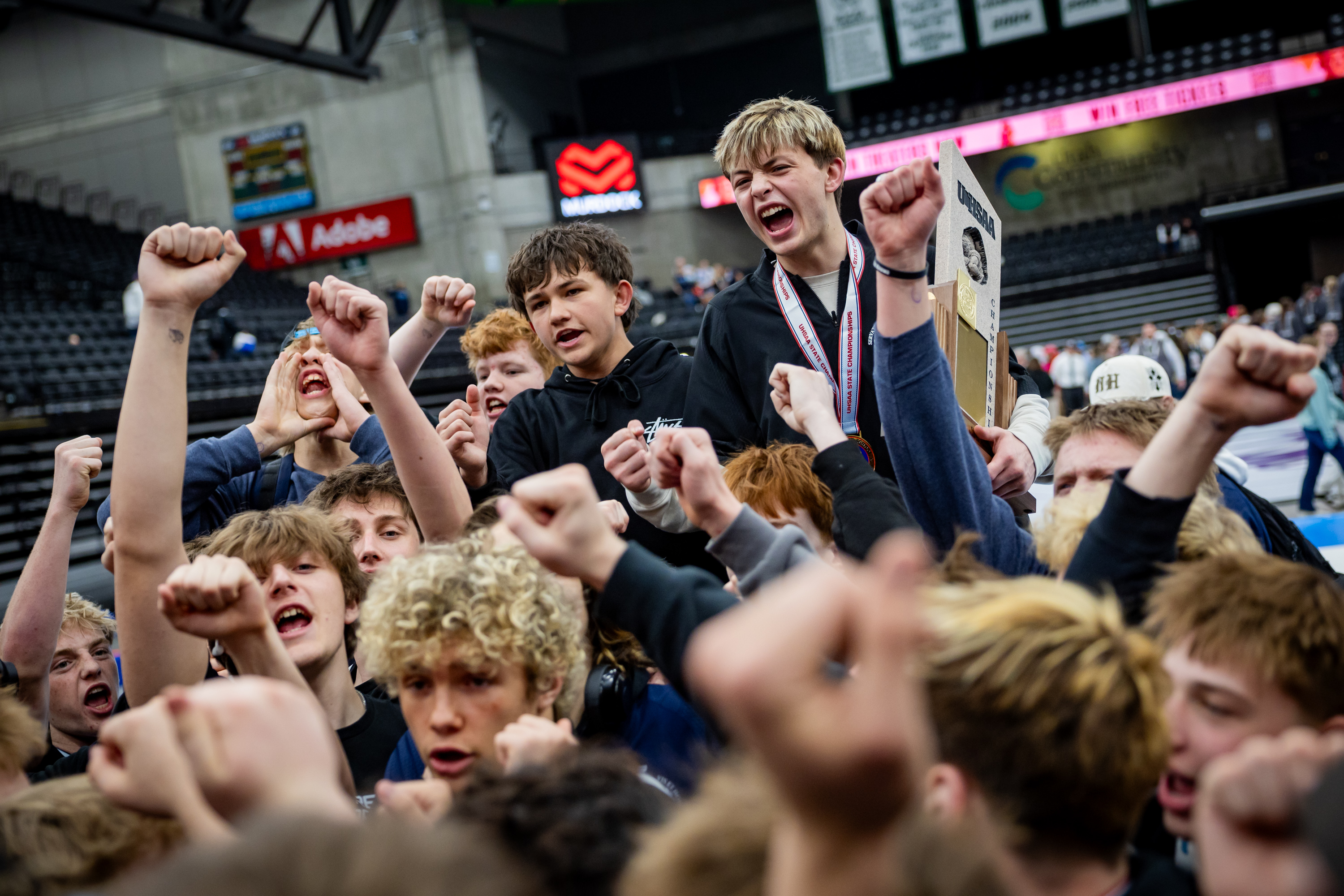 6A boys wrestling: Austin Paris' 4-peat helps Lancers cruise to 4th straight title