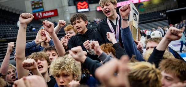 Top Sports story anchor