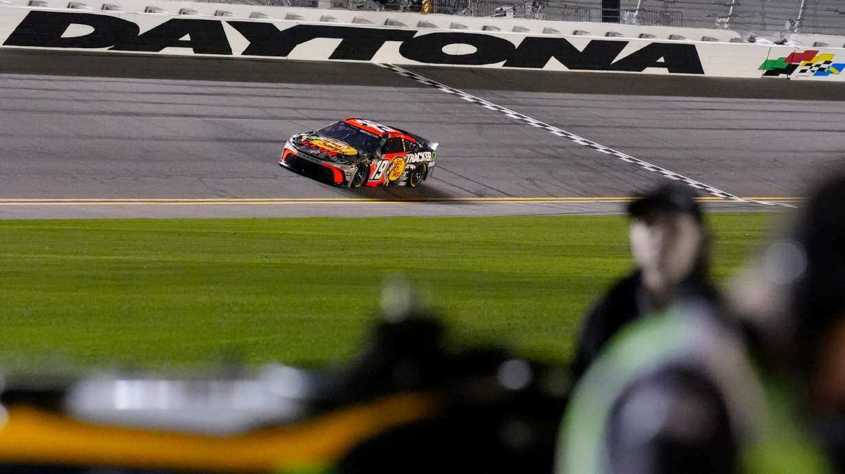 Chase Briscoe, (19) runs during NASCAR Daytona 500 qualifying, Wednesday, Feb. 11, 2026, in Daytona, Fla.