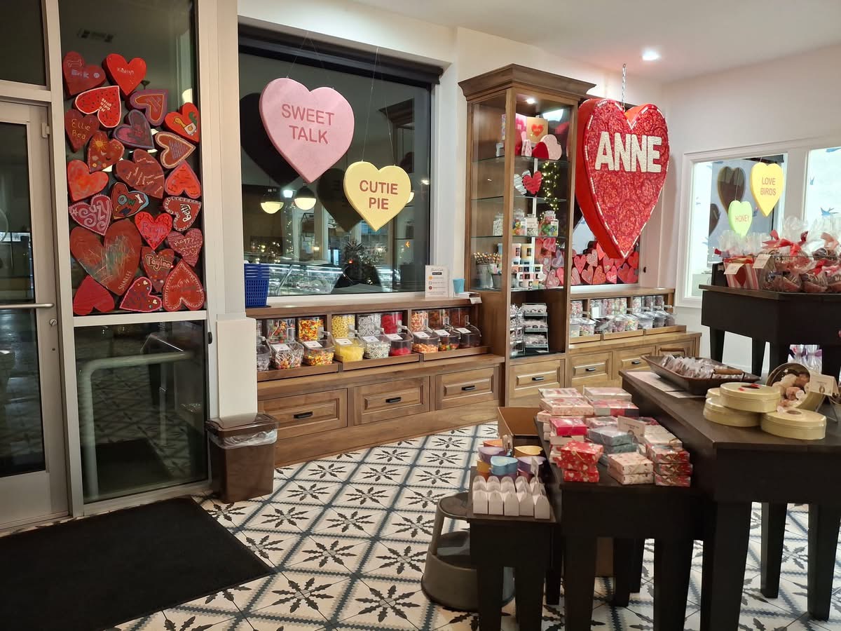 'King of Valentine's Day' transforms Logan candy store for wife of 30 years