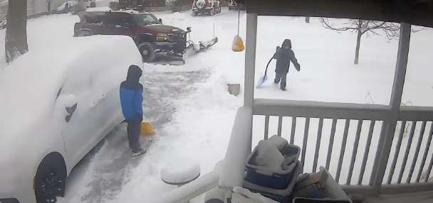 Have You Seen This? Kids get a big assist with shoveling their driveway