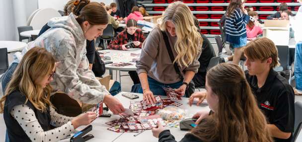 One student's kind act sparked annual Valentine's Day event for Spanish Fork