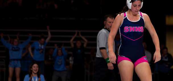 5A girls wrestling: Skyhawks' 4 champions, 7 finalists pace program's 1st title