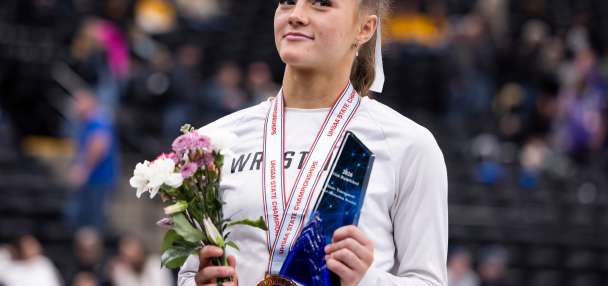 Top Sports story anchor