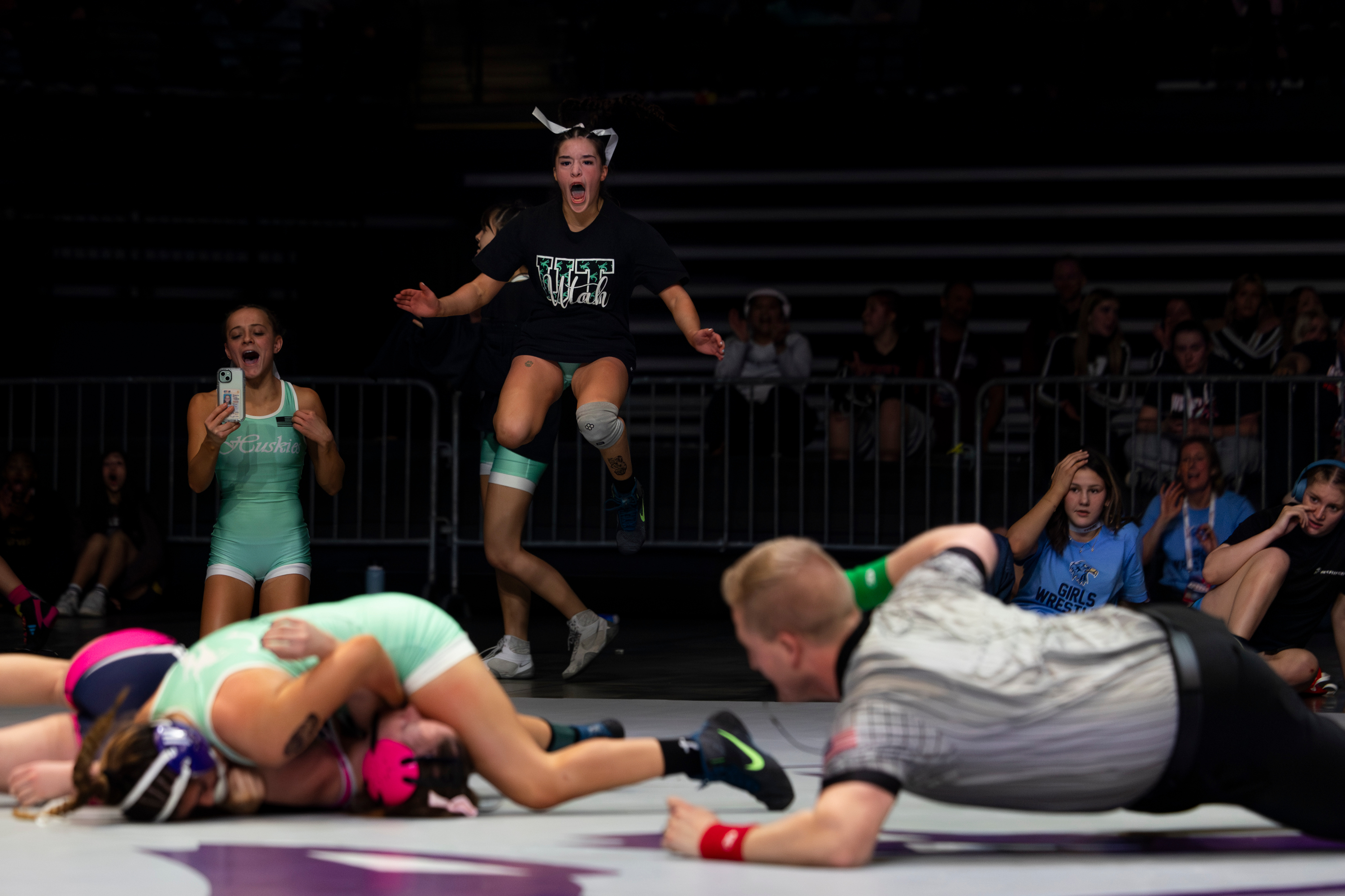 5A girls wrestling: Skyhawks' 4 champions, 7 finalists pace program's 1st title