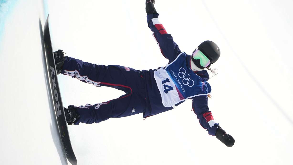 United States' Chloe Kim competes during the women's snowboarding halfpipe qualifications at the 2026 Winter Olympics, in Livigno, Italy, Wednesday.