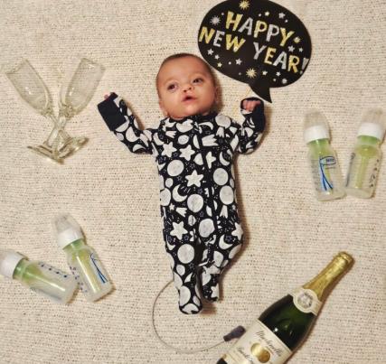 Mom shares 22-week preemie's miraculous NICU journey through photos to inspire other parents